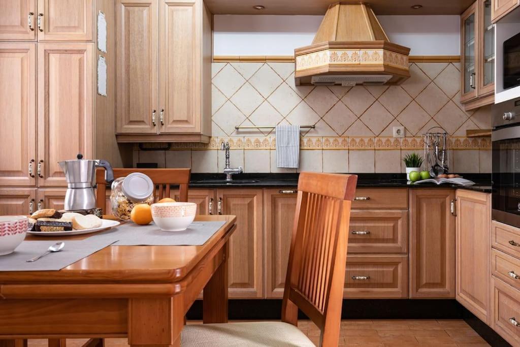 Apartamento Chary Lejlighed Gijón Eksteriør billede